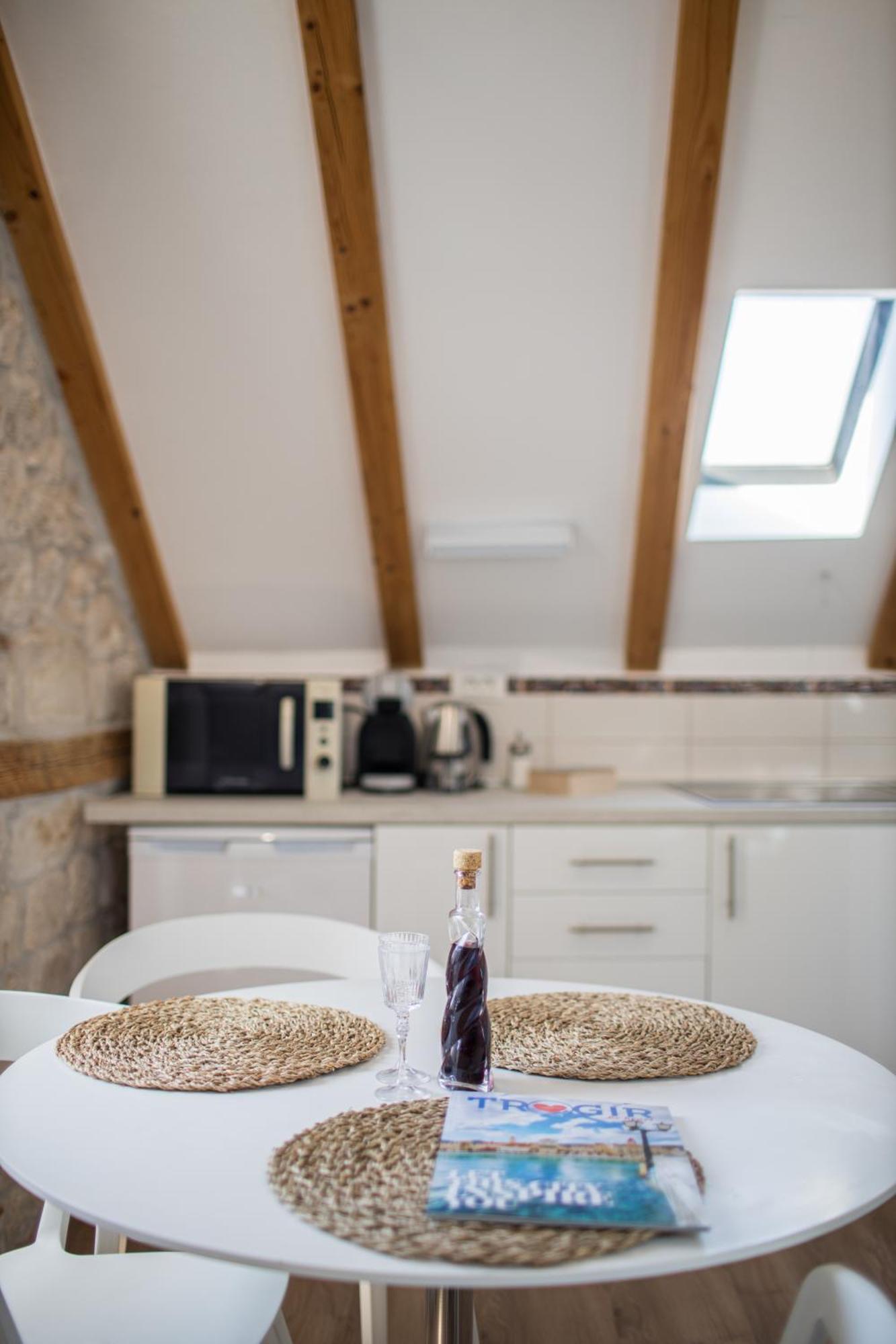 Tragos Lemon Tree Apartment Trogir Bagian luar foto